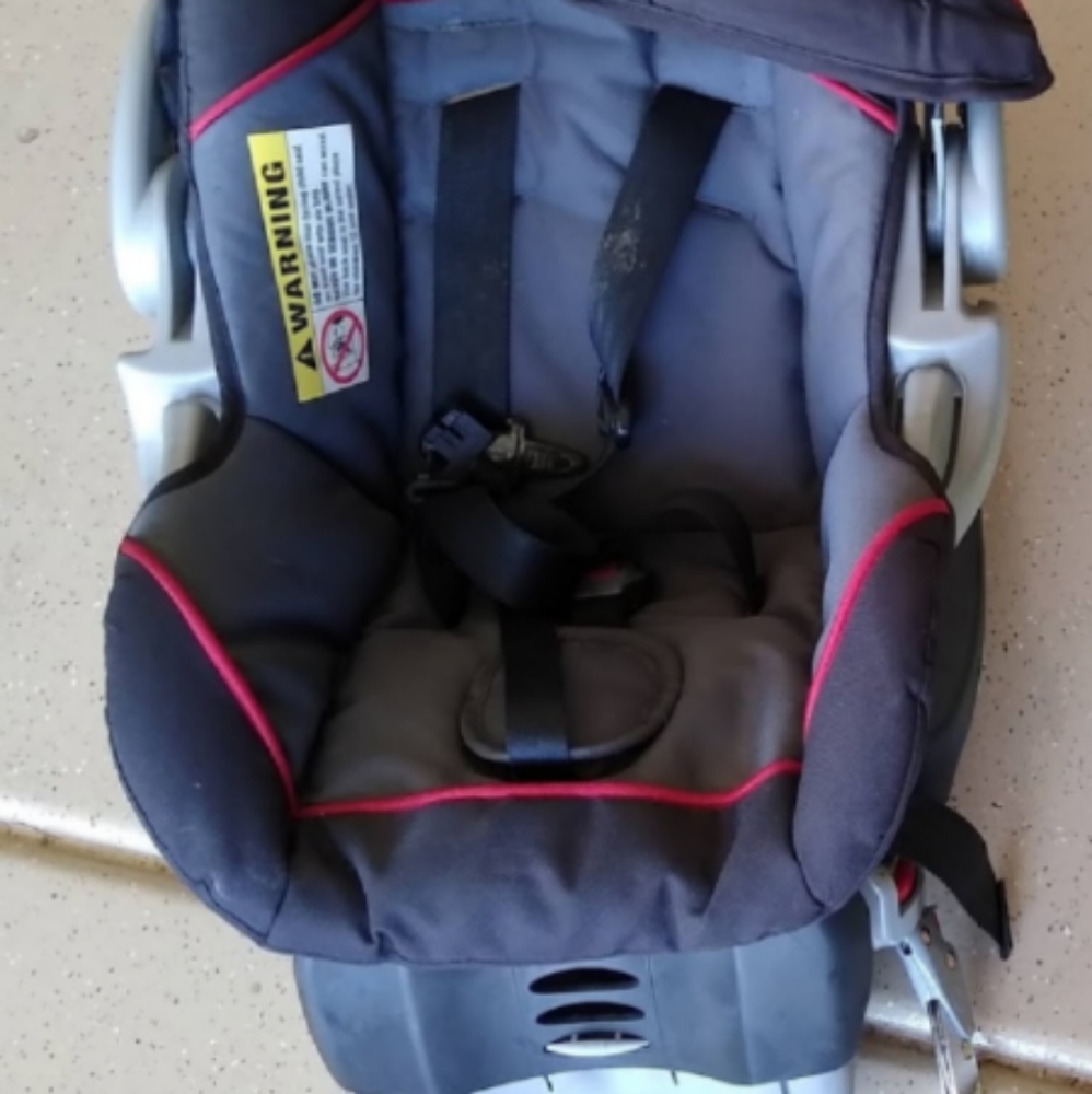Infant car seat